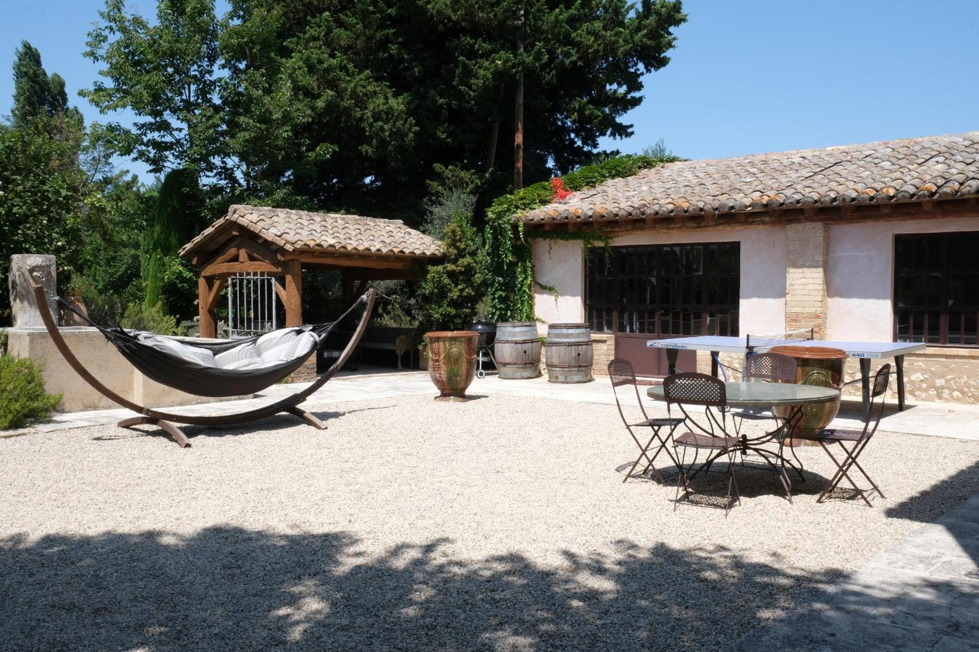 Typical Provencal Farm House Close To L'Isle Sur La Sorgue - 12 Persons Кавайон Екстериор снимка